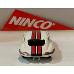 SLOT CAR NINCO 50596 JAGUAR E-TYPE COUPE -32 SEBRING