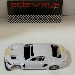 SLOT CAR RACER SIDEWAYS SWCAR09K BMW M4 GT3 WHITE KIT MB