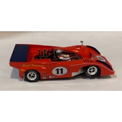 SLOT CAR VANQUISH MG CA6 McLAREN M8D -11 MOSPORT 1972 LOTHAR MOSTCHENBACHER