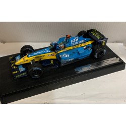 HOT WHEELS  1/18 DIE CAST RENAULT R25 -5 F1 CAMPEON DEL MUNDO 2005 F.ALONSO