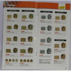 SLOT.IT POLICAR CATALOGO ACCESORIOS RECAMBIOS ESCALA 1/32 AÑO 2022 62 PAGINAS