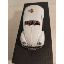 qq Slot Car Pink Kar CV023 VW Volkswagen Beetle Doctor Escarabajo Ambulance *