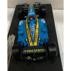 HOT WHEELS  1/18 DIE CAST RENAULT R25 -5 F1 CAMPEON DEL MUNDO 2005 F.ALONSO