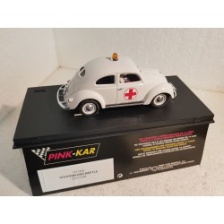 qq Slot Car Pink Kar CV023 VW Volkswagen Beetle Doctor Escarabajo Ambulance *