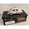 qq Slot Car Pink Kar CV023 VW Volkswagen Beetle Doctor Escarabajo Ambulance *