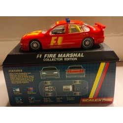 qq C 2198 SCALEXTRIC UK VAUXHALL VECTRA F1  FIRE MARSHALL COLLECTOR EDITION *
