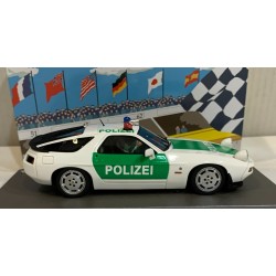 SLOT CAR LEMANS MINIATURES 132105M PORSCHE 928 POLIZEI DRIVEN BY FRANZ CON LUCES