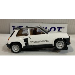 SLOT CAR TEAM SLOT 11810 RENAULT 5 TURBO 2 STREET CAR BLANCO