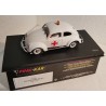 qq Slot Car Pink Kar CV023 VW Volkswagen Beetle Doctor Escarabajo Ambulance *