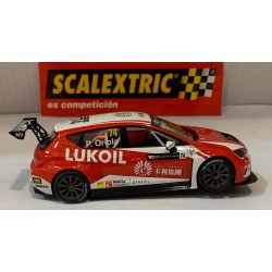 SLOT CAR SCX SCALEXTRIC A10223S300 SEAT LEON TCR -74 LUKOIL ORIOLA