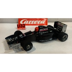 SLOT CAR CARRERA EXCLUSIV 20417 SAUBER MERCEDES BENZ -30  1/24