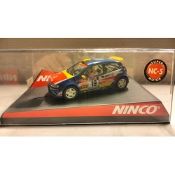 qq 50336 NINCO FIAT PUNTO SUPER 1600 VODAFONE -19 JP FONTES *