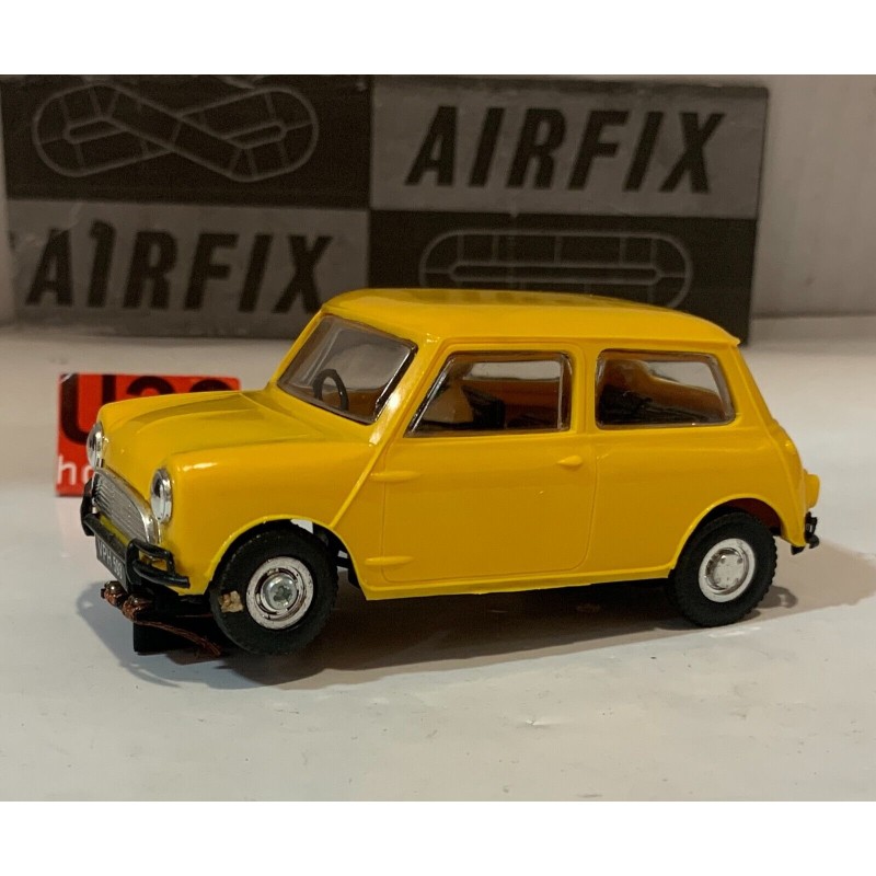 SLOT CAR MRRC 5165 MINI COOPER AMARILLO CON PARACHOQUES SLOT CAR MRRC 5165 MINI COOPER AMARILLO CON PARACHOQUES