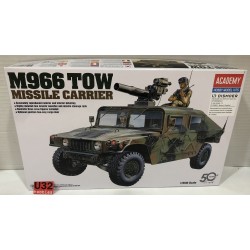 VEHICULO M966 HUMMER WHIT TOW MISSILE CARRIER